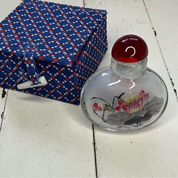 Vintage Inside Painted Glass Snuff Bottle Floral In Box - Picture 1 of 5